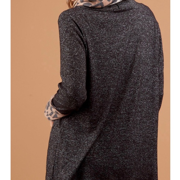 Harmony- black and animal print pullover - Picture 7 of 9